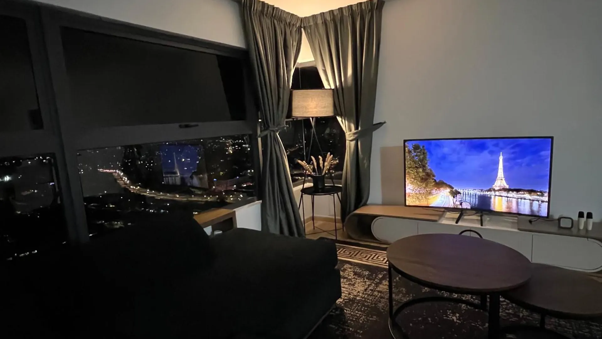Apartment Arte Cheras 3 Bed Room 2King Bed 2 Queen Bed ,8 Pex Kuala Lumpur